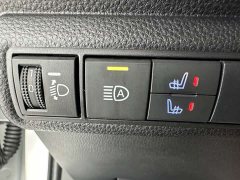 Toyota Corolla 2022 1.8L CVT Luxury - ფოტო 13
