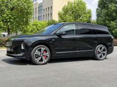 NIO ES8 2026 Six-Seat Executive Luxury Edition - ფოტო 1