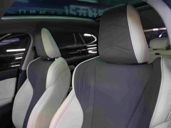 BMW 2 Series 2025 225L M Sport Package - ფოტო 7