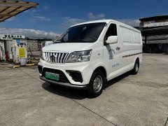 Changan Ruixing EM80 Flat-roof Rear-hinged Door 2-seater 60kW 41.86kWh - ფოტო 1