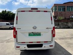 Changan Ruixing EM80 Flat-roof Rear-hinged Door 2-seater 60kW 41.86kWh - ფოტო 6