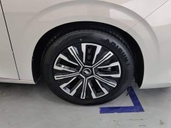Wuling Starlight 730 New Energy PHEV 125km Luxury - photo 6