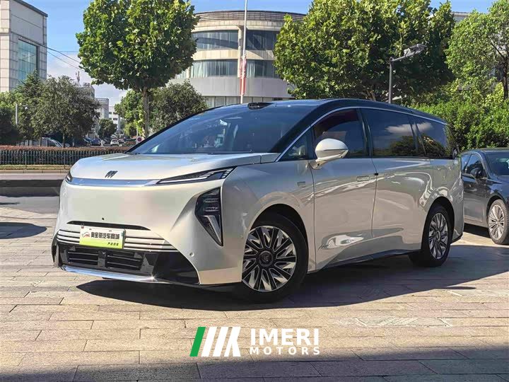 Buick Zhijing Shijia Luxury Edition - ავტომობილი ჩინეთიდან