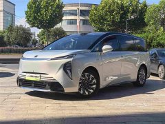 Buick Zhijing Shijia Luxury Edition - ფოტო 1