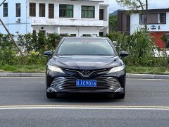 Toyota Camry 2.0G Luxury - ფოტო 2