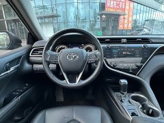Toyota Camry 2.0G Luxury - ფოტო 6