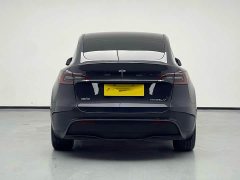 Tesla Model Y Rear-Wheel Drive - ფოტო 15