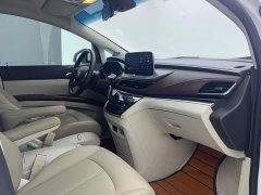 Buick GL8 Land Business Class Smart Edition - ფოტო 16