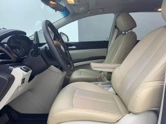 Buick GL8 Land Business Class Smart Edition - ფოტო 9