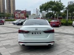 Nissan Teana 2.0L XL-TLS Comfort Edition - photo 4
