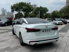 Nissan Teana 2.0L XL-TLS Comfort Edition - photo 6
