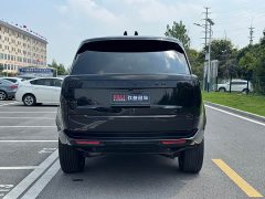 Land Rover Range Rover 3.0L V6 400PS Grand Jubilee Extended Wheelbase - ფოტო 5