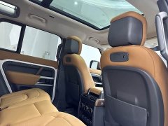 Land Rover Defender 2022 110 P400 Dark Special Edition - ფოტო 13