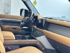 Land Rover Defender 2022 110 P400 Dark Special Edition - ფოტო 14