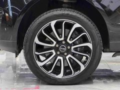 Land Rover Range Rover 3.0 L6 Heritage Extended Wheelbase Classic Edition - ფოტო 4