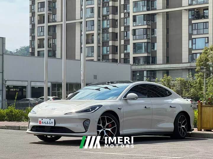 IM Motors Zhiji L6 Ultra