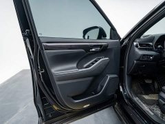 Toyota Crown Land Cruiser Crown Venza 2.5L HEV AWD Premium - ფოტო 16
