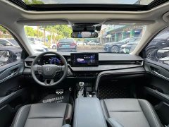 Toyota Camry 2026 Hybrid 2.0 HSE Sport Lite - ფოტო 5
