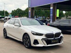 BMW 5 Series 2024 525Li M Sport Package - ფოტო 3