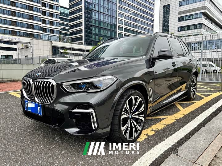 BMW X5 Facelift xDrive 40Li M Sport Package