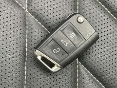 Volkswagen Tiguan L Facelift 330TSI Automatic FWD R-Line Comfort Edition - ფოტო 12
