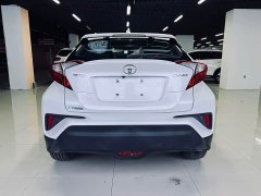 Toyota C-HR 2.0L Luxury - ფოტო 10