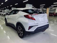 Toyota C-HR 2.0L Luxury - ფოტო 11