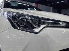 Toyota C-HR 2.0L Luxury - ფოტო 4