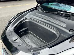 Tesla Model Y Standard Range RWD - ფოტო 15