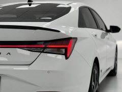 Hyundai Elantra 2022 1.5L CVT 20th Anniversary Edition - ფოტო 9