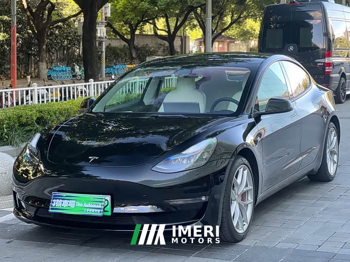 Tesla Model 3 Performance All-Wheel Drive - ავტომობილი ჩინეთიდან