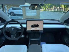 Tesla Model 3 Performance All-Wheel Drive - ფოტო 15