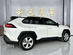 Toyota RAV4 2.0L CVT FWD Fashion Plus Edition - ფოტო 14