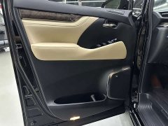 Toyota Vellfire Crown Hybrid 2.5L HV Luxury Edition - фото 4