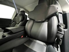 Tesla Model Y Long Range All-Wheel Drive - ფოტო 8