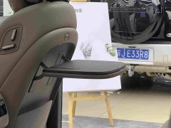 Li Auto MEGA 2025 Home Family Edition - ფოტო 18