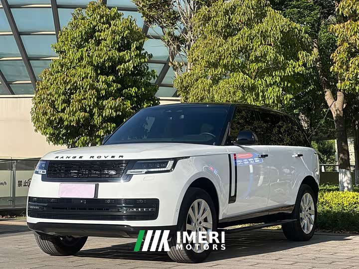 Land Rover Range Rover 3.0 L6 400PS Extended Wheelbase 7-Seater
