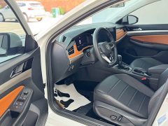 Volkswagen Bora 200TSI DSG Comfort Pro - ფოტო 4