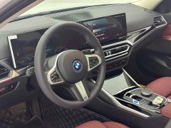 BMW i3 eDrive 35 L - ფოტო 12
