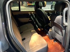 Land Rover Defender 110 3.0T P400 X-Dynamic HSE - ფოტო 16