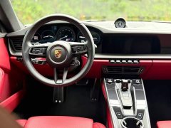 Porsche 911 2020 Carrera 4 3.0T - ფოტო 12