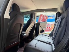 Tesla Model Y Rear-Wheel Drive - ფოტო 11