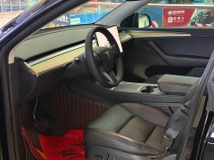 Tesla Model Y Rear-Wheel Drive - ფოტო 9