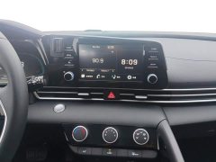 Hyundai Elantra 2023 1.5L CVT GLX Elite - ფოტო 13