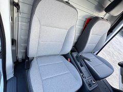 Wuling Yangguang 2024 300km Comfort Enclosed Window Version 75kW - ფოტო 15