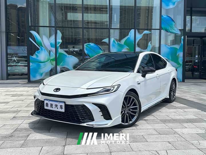 Toyota Camry Hybrid 2.0L HXS Sport Plus