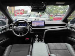 Toyota Camry 2024 Hybrid 2.0L HXS Sport Plus - ფოტო 12