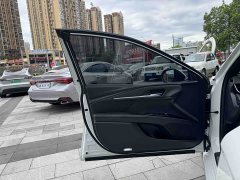 Toyota Camry 2024 Hybrid 2.0L HXS Sport Plus - ფოტო 17