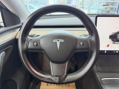 Tesla Model Y Rear-Wheel Drive - ფოტო 12