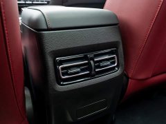 Jetour Jietu X70 1.5T DCT Premium Edition 7-Seater - ფოტო 11